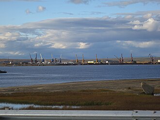 Pogled na luku Salekhard na Obu