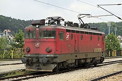 Lokomotiva ŽS 441-752 u standardnom crvenom bojanju Željeznica Srbije