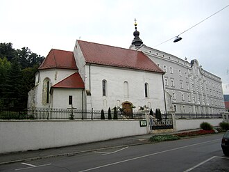 Gotička crkva Sv. Lovre i biskupska palača u Požegi