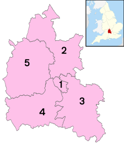 Okruzi: (1) Oxford, (2) Cherwell, (3) Južni Oxfordshire, (4) Vale of White Horse, (5) West Oxfordshire