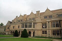 Apethorpe Palace, pogled s južne strane.