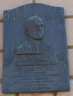 Bista Ivanu Mažuraniću u Zrinjevcu