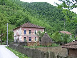 Stara željeznička stanica u Jezeru