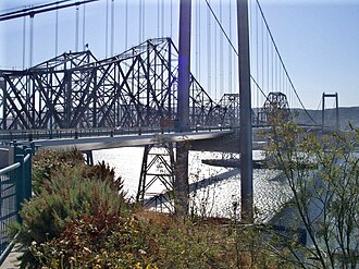 Vallejo, most Carquinez