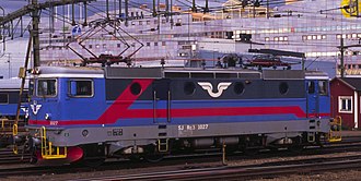 Lokomotiva Rc3 1027 (SJ AB) u standardnom plavom bojanju Švedskih željeznica (1990-2006)